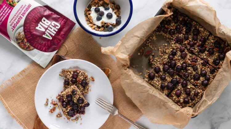 Quick Blueberry Oat Breakfast Bars | Immune Supporting Recipe